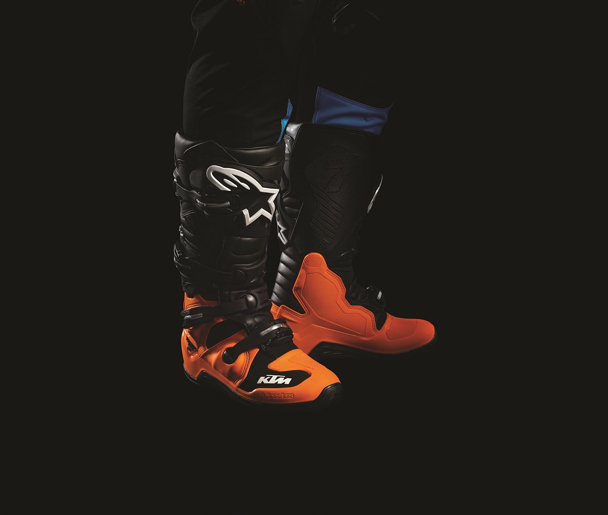 TECH 7 MX BOOTS_HERO