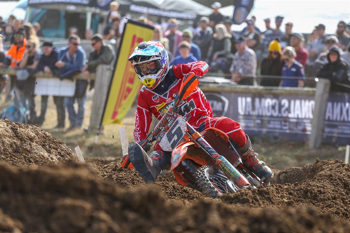 KTM Motocross Racing Team - KTM 450 SX-F - Kirk Gibbs