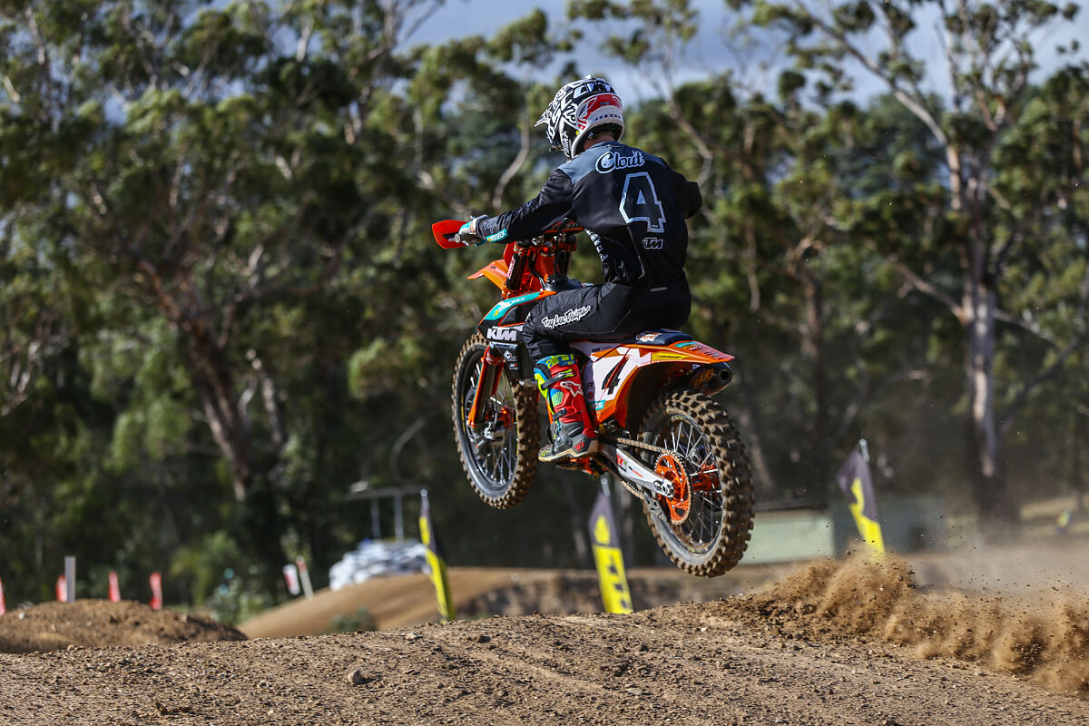KTM Motocross Racing Team - KTM 450 SX-F - Luke Clout