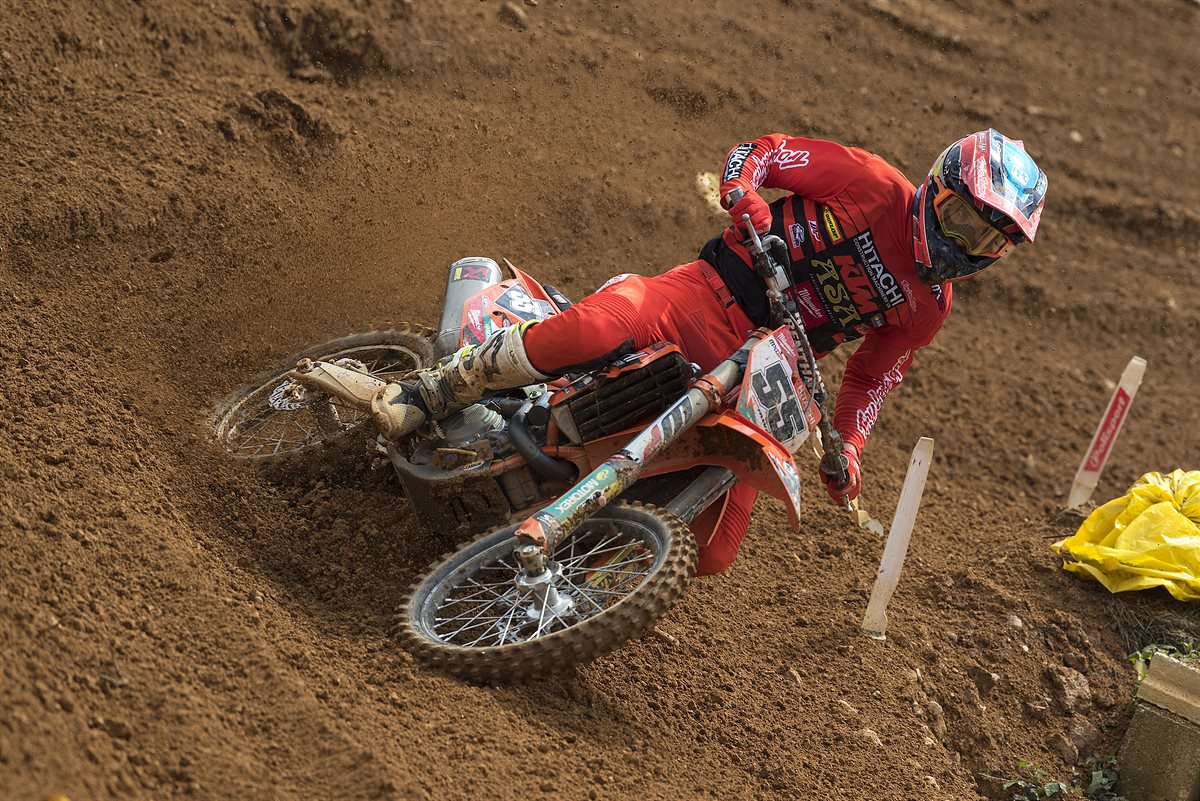 Graeme Irwin action