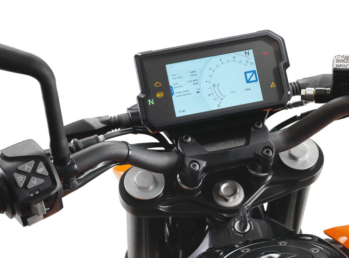KTM 390 DUKE ABS - Nova Geração - 11 - Dashboard Daymode