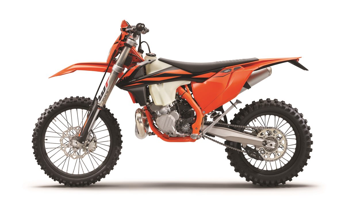 226249_KTM 250 XC-W TPI USA MY 2019 Studio