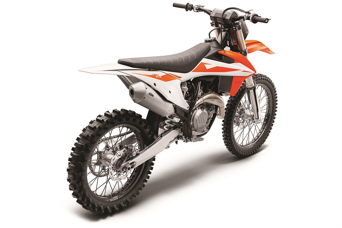 228107_SXF 450 MY19 Rear-Right