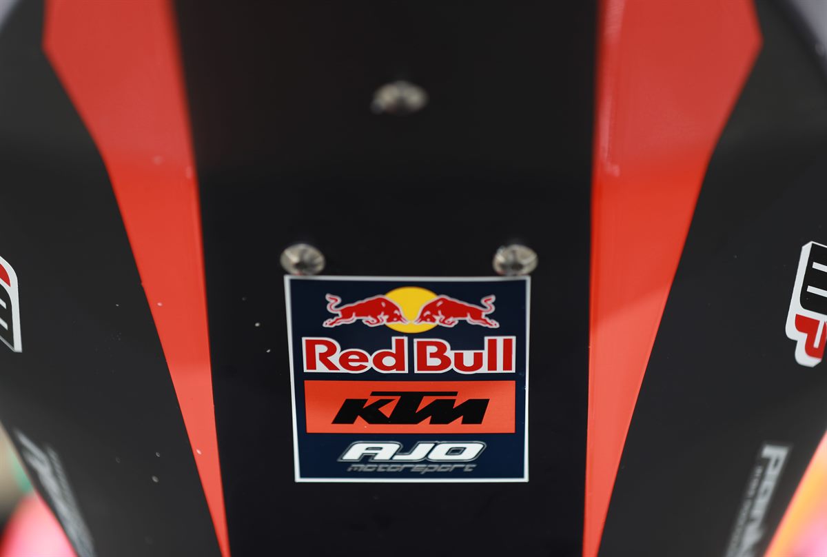 KTM Moto2 Box Losail International Circuit 2018