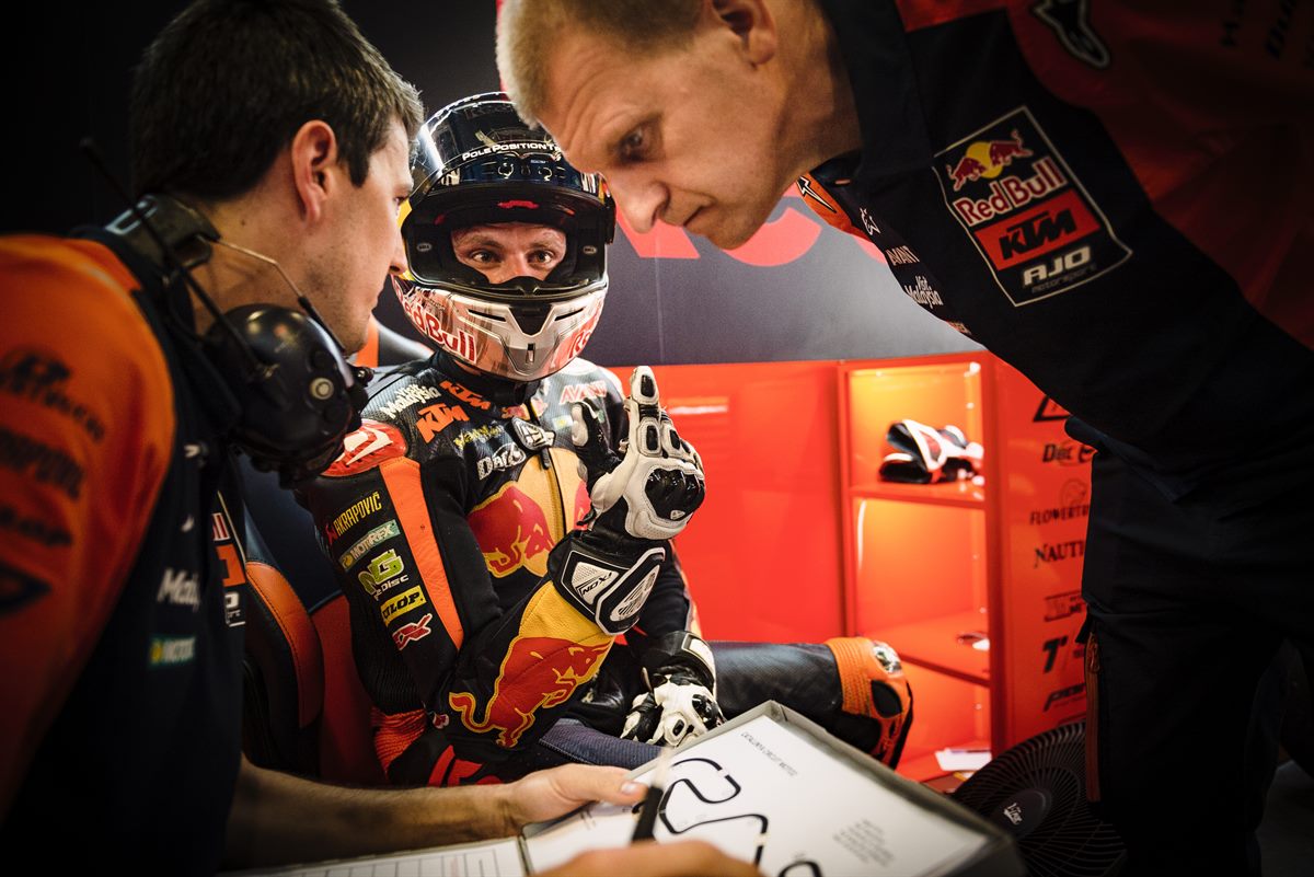 Brad Binder, Aki Ajo & Staff Box Circuit de Barcelona-Catalunya 2018
