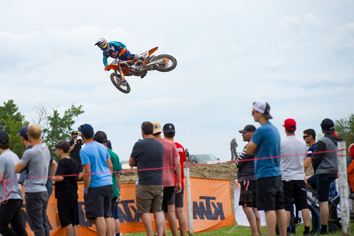 k.benoit_18_mcnabb_jl_3273