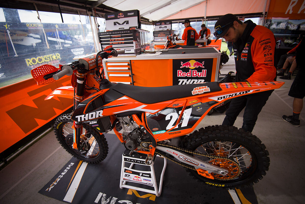 misc_18_mcnabb_jl_0198