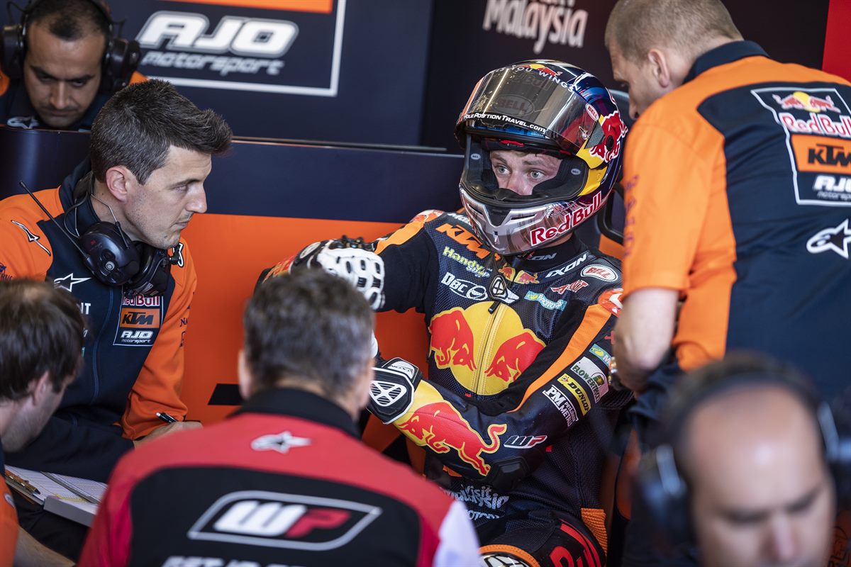 Brad Binder & Staff Box TT Circuit Assen 2018