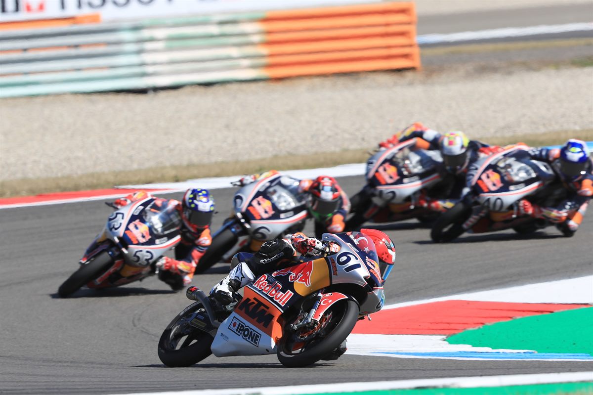 Can Öncü KTM RC250 RB TT Circuit Assen 2018