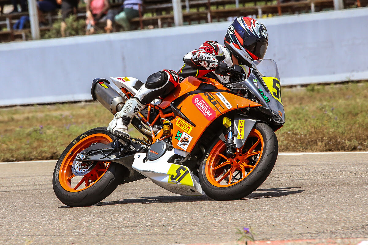 #51 Thomas Skourtas 
