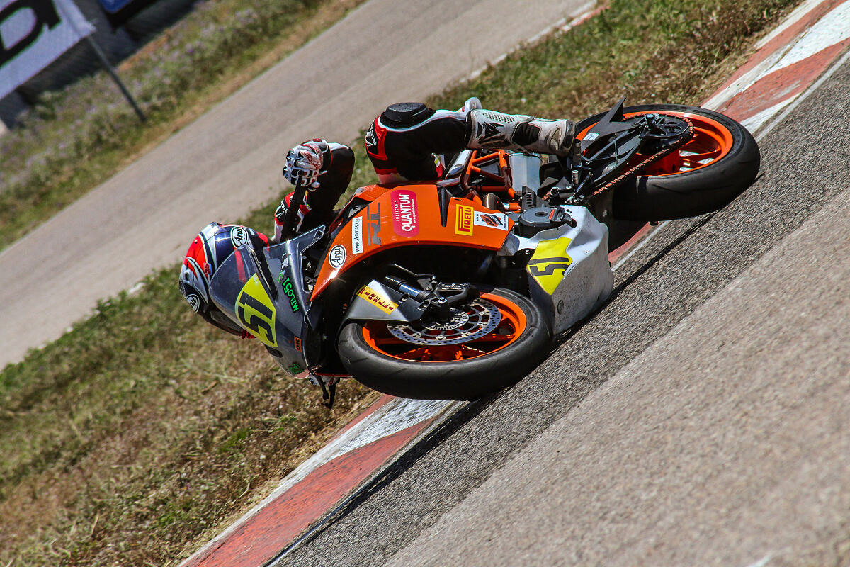 #51 Thomas Skourtas 