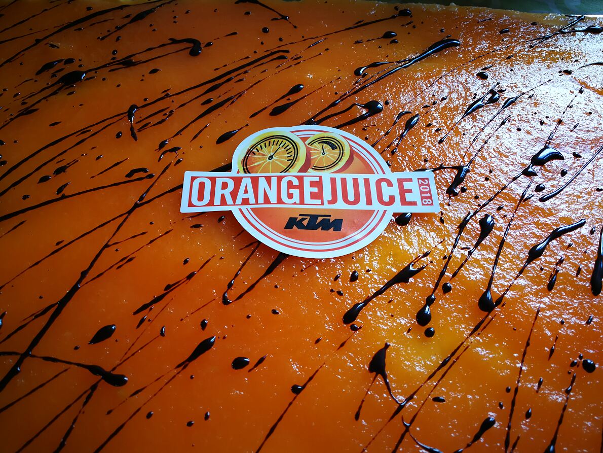 ORANGE JUICE CAKE