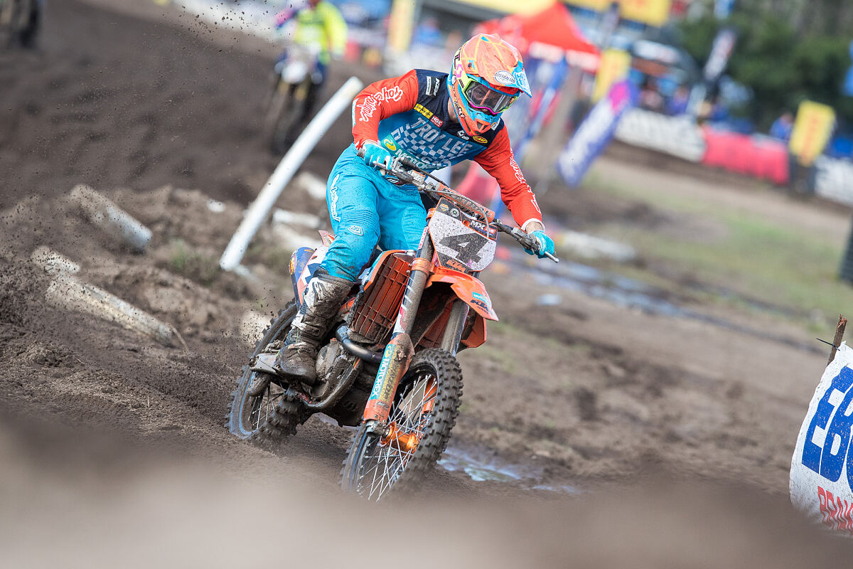 KTM Motocross Racing Team - KTM 450 SX-F - Luke Clout