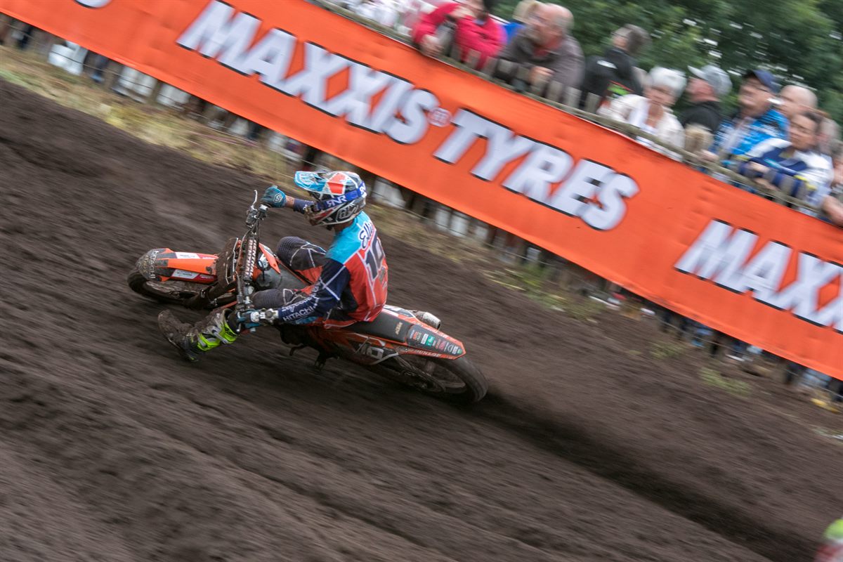 Ellis Action Hawkstone_057