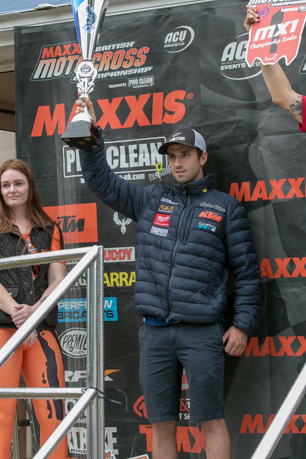 Irwin Podium Hawkstone_168