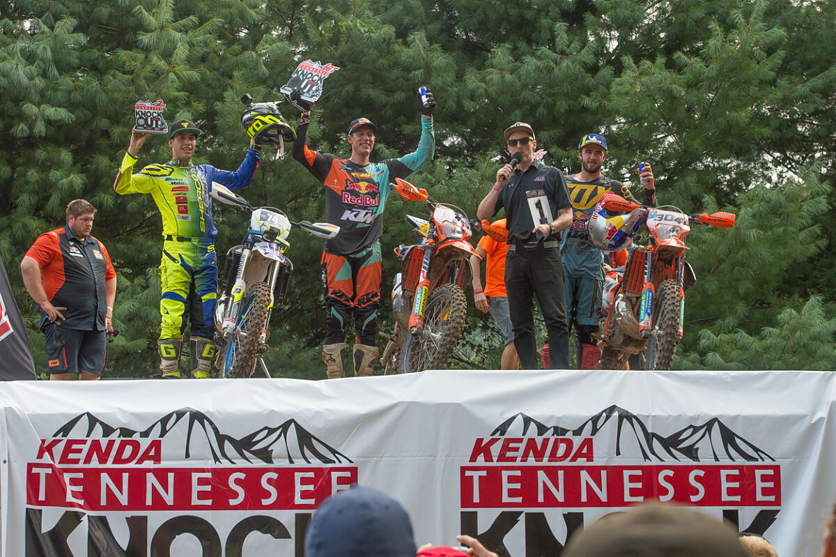 podium-tko-038-1