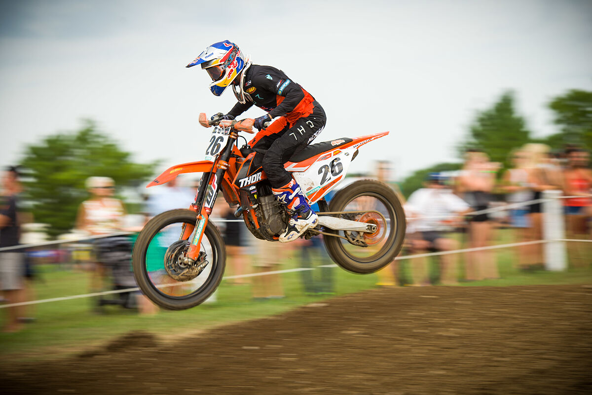 k.benoit_18_walton_jl_9028