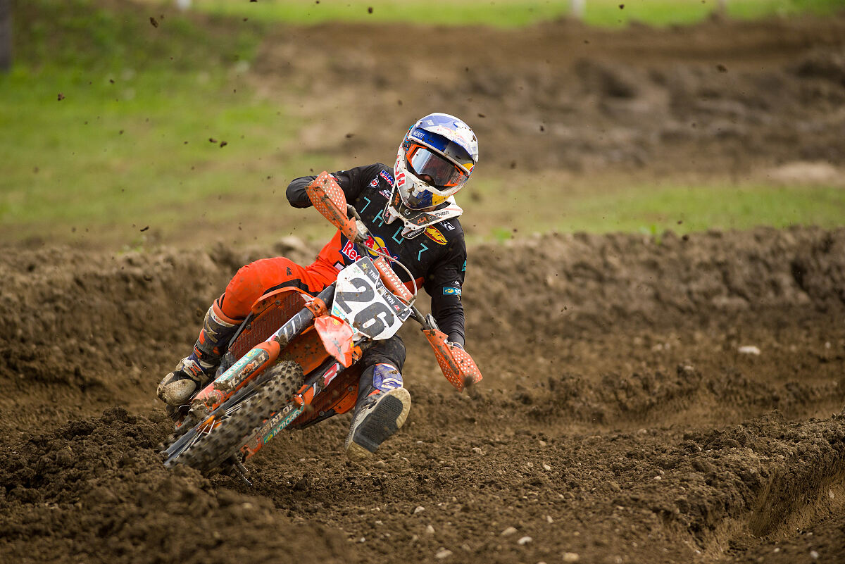 k.benoit_18_walton_jl_9175