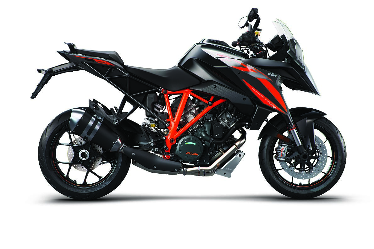 207483_KTM 1290 SUPER DUKE GT 90 right MY 2018