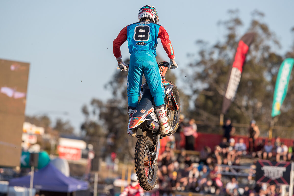KTM Motocross Racing Team - KTM 250 SX-F - Dakota Alix