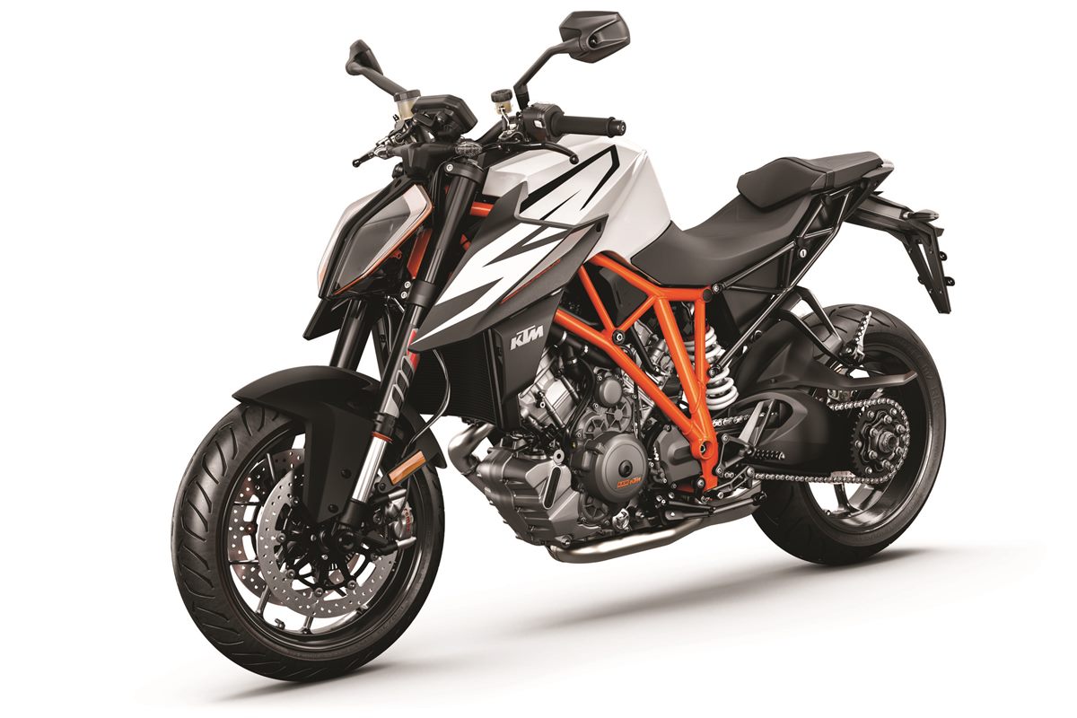 2019 KTM 1290 SUPER DUKE R_front left black white