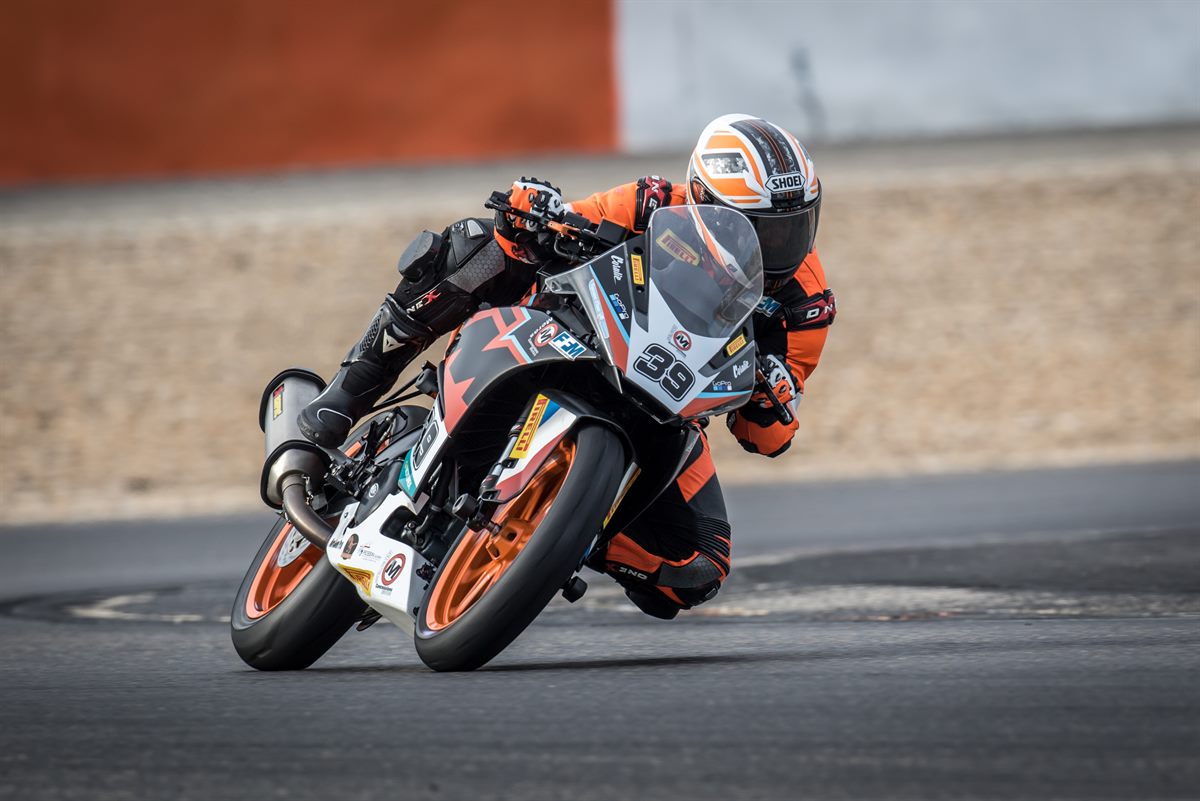 RC 390 Cup