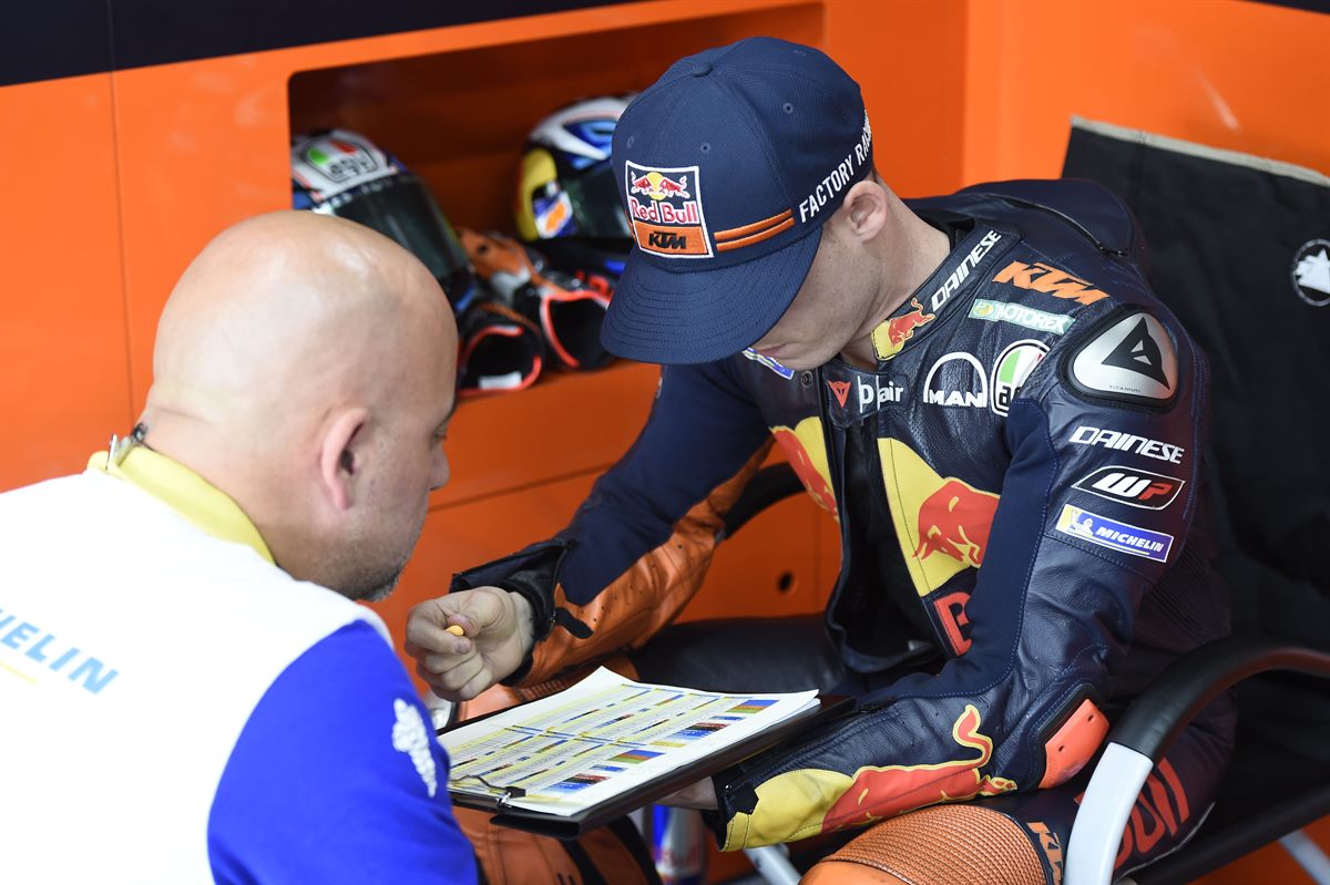 Pol Espargaro & Michelin Technician Box Twin Ring Motegi 2018