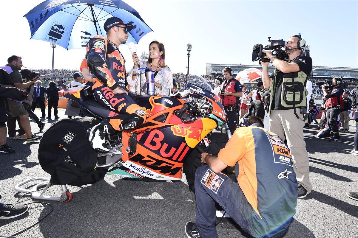 Miguel Oliveira & Media KTM Moto2 Start Twin Ring Motegi 2018