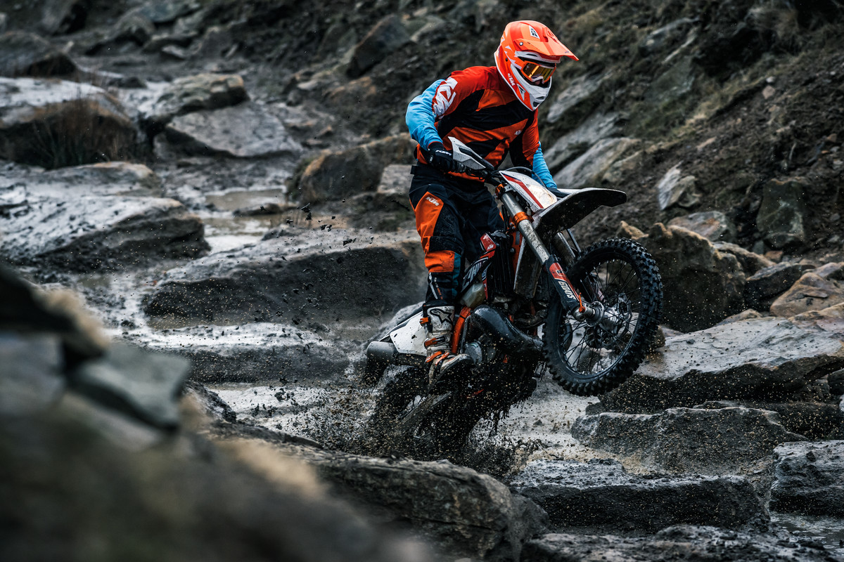 230438_KTM 300 EXC TPI SIX DAYS MY 2019