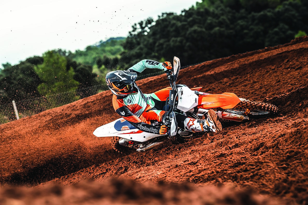 10_Action_KTM 450 SX-F MY2019