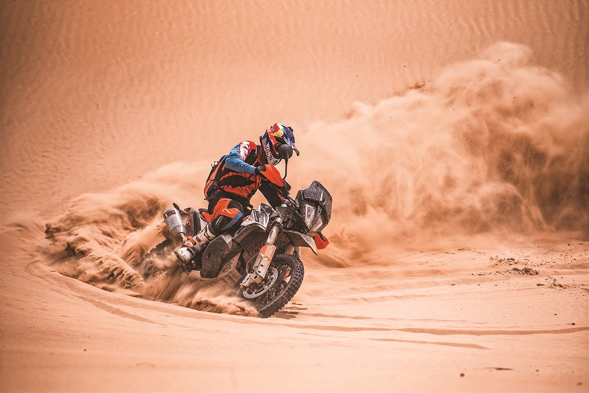KTM 790 ADVENTURE R_Action 06