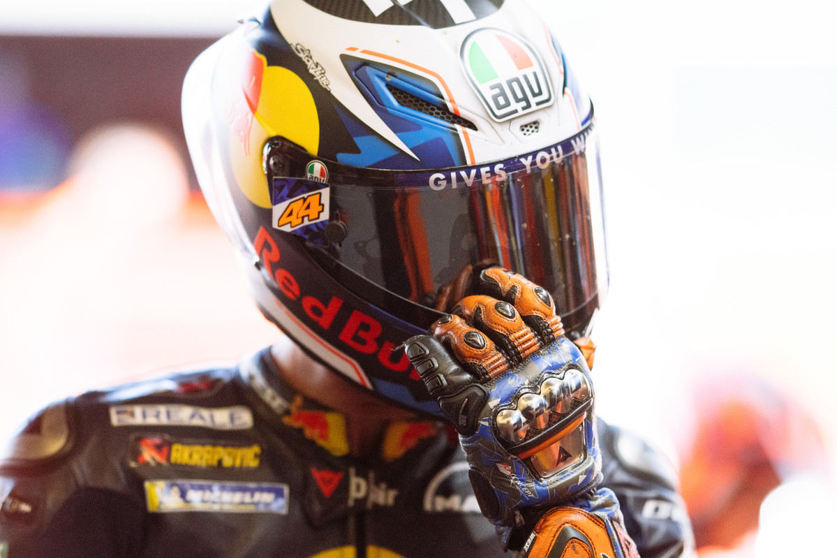 233901_Pol Espargaro Box Autodromo del Mugello 2018