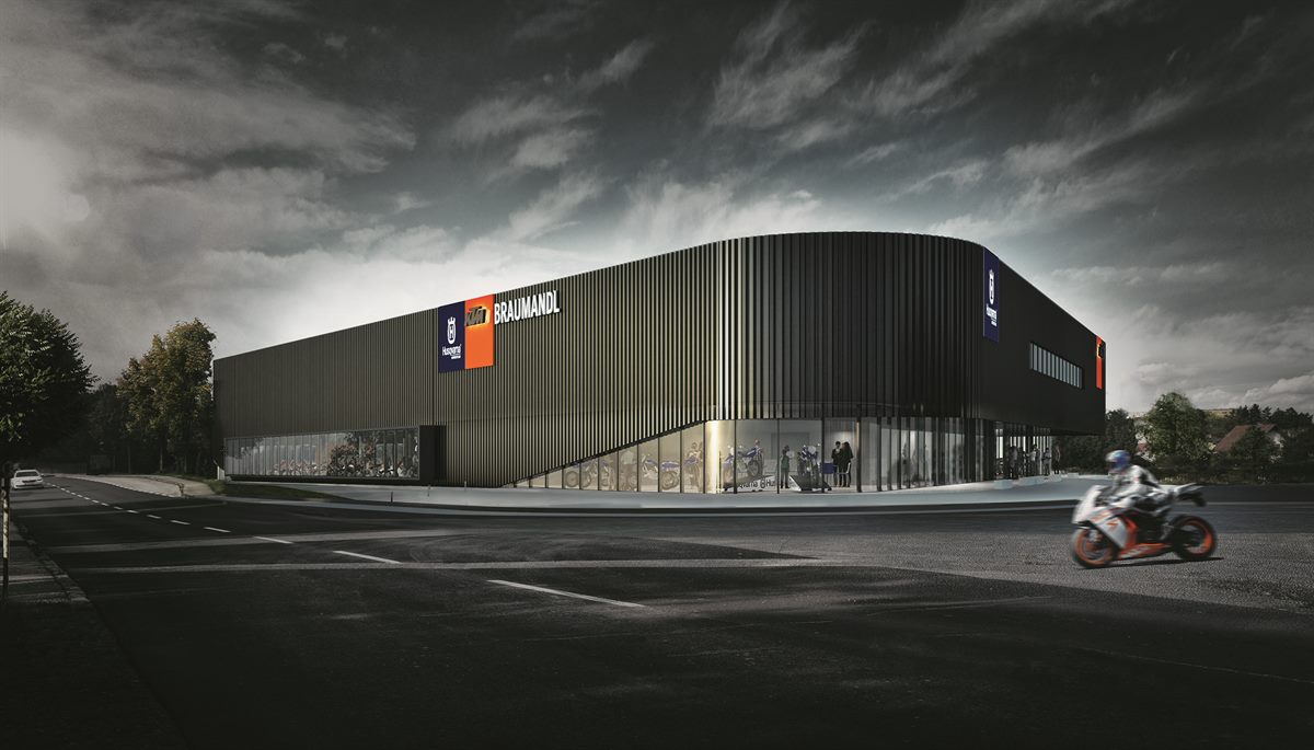 Der KTM BRAUMANDL Shop in Thalheim bei Wels in der Außenansicht
