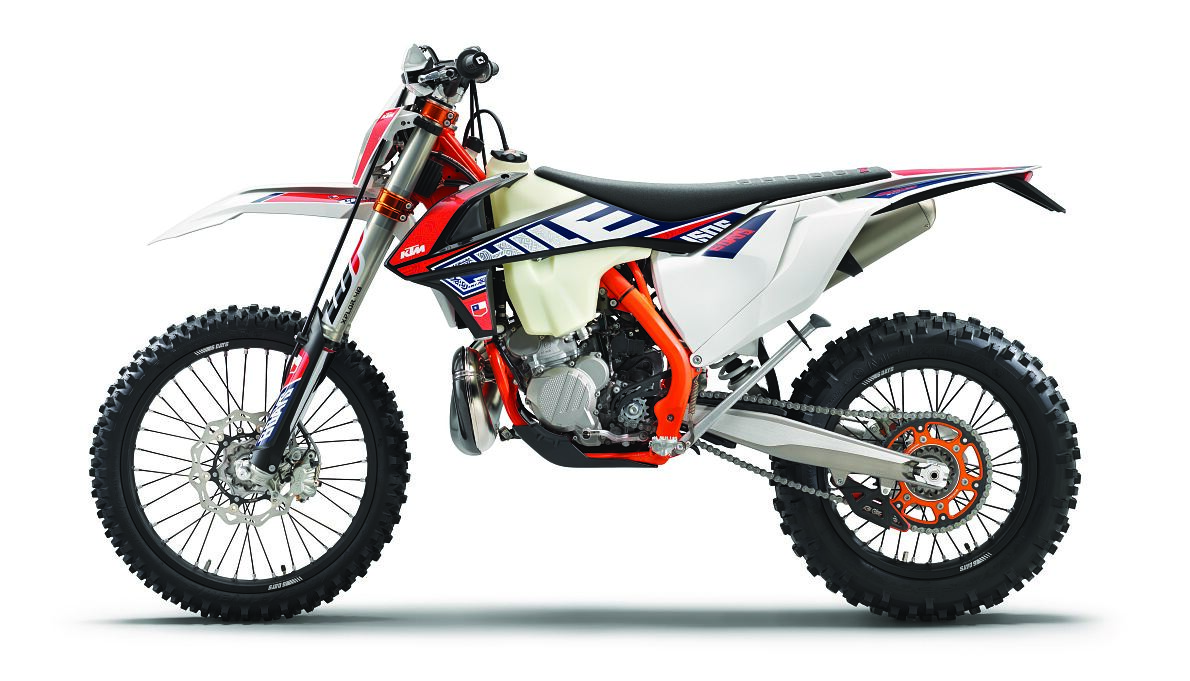 KTM 300 EXC TPI SIX DAYS MY2019_90 degree left