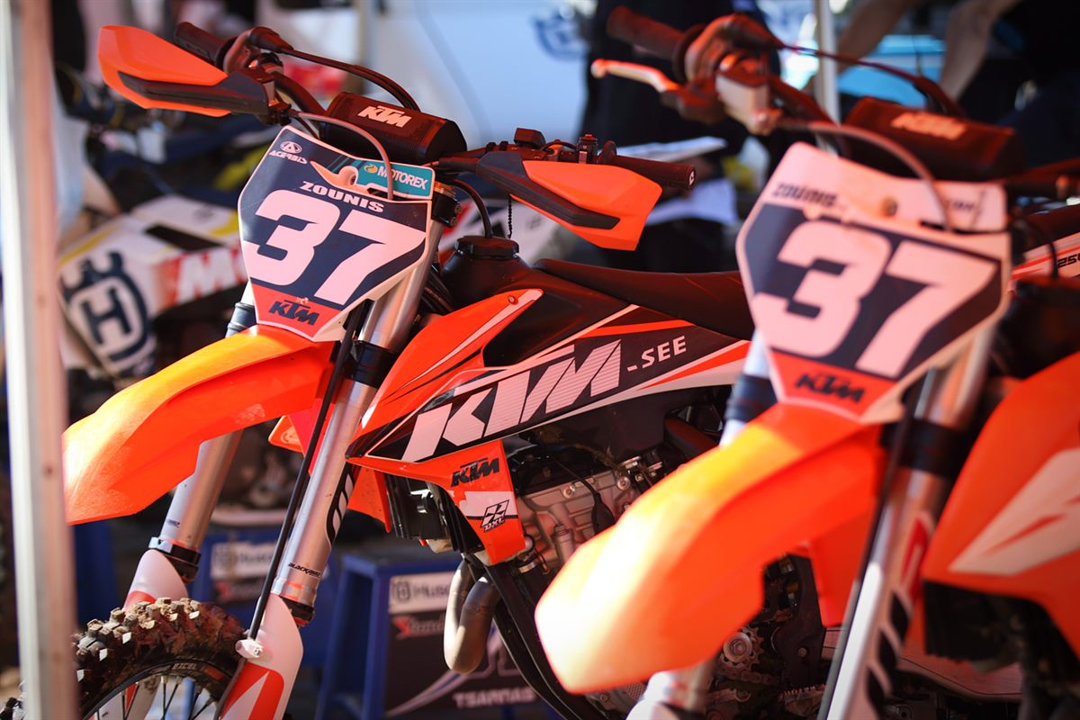 ΚΤΜ MOTOREX MICHELIN ACERBIS MX TEAM