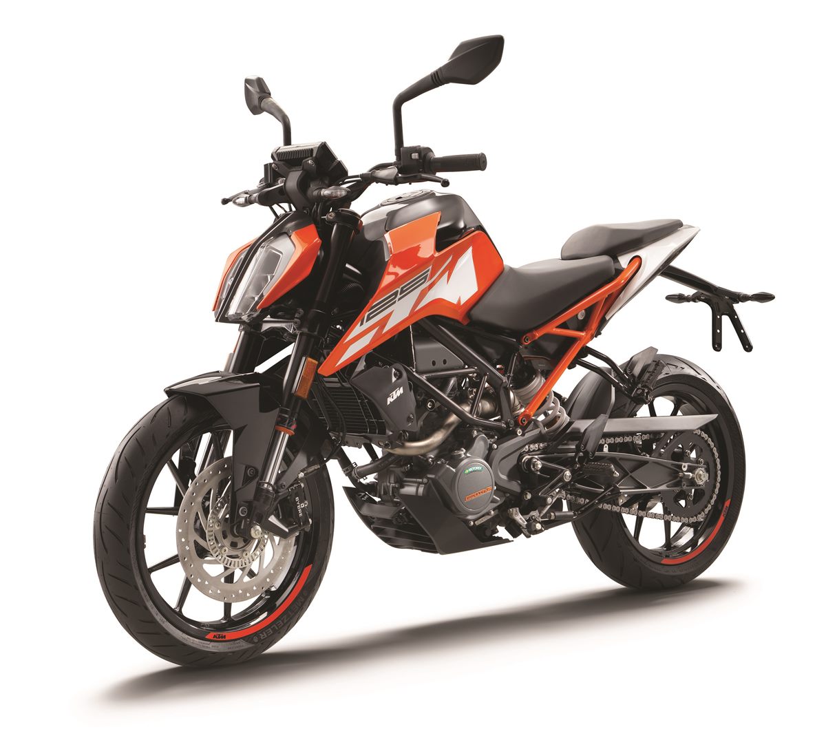 KTM 125 DUKE_front le