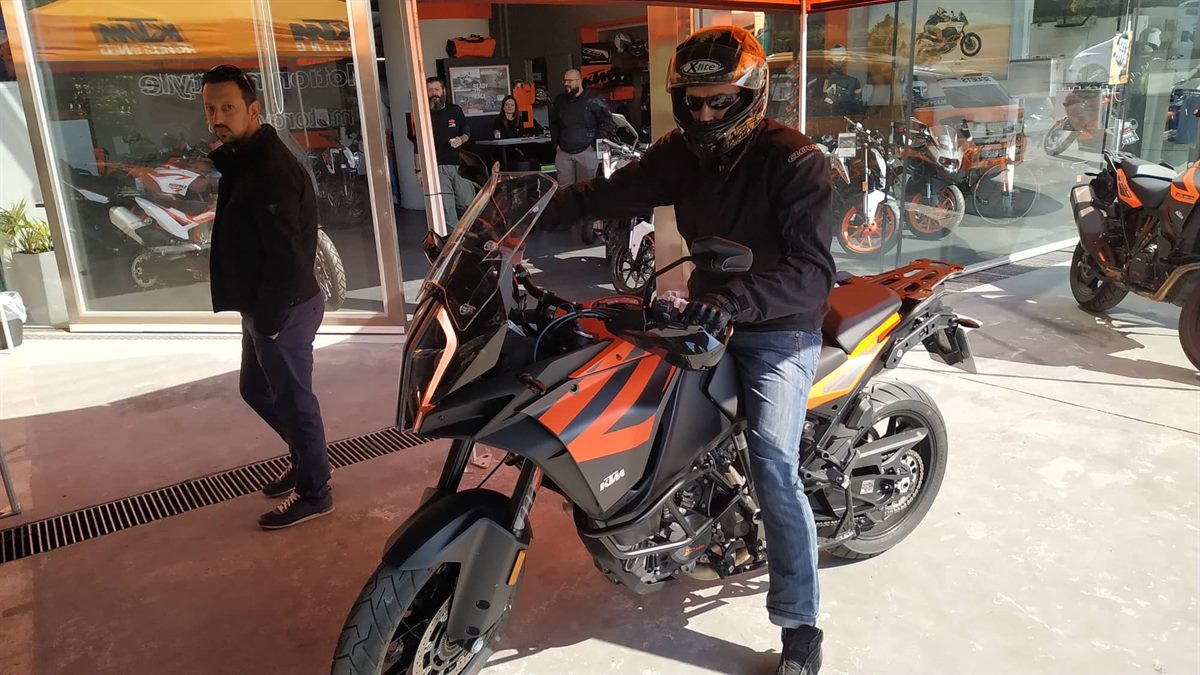 KTM ORANGE DAYS - MOTION N STYLE (S) (2)