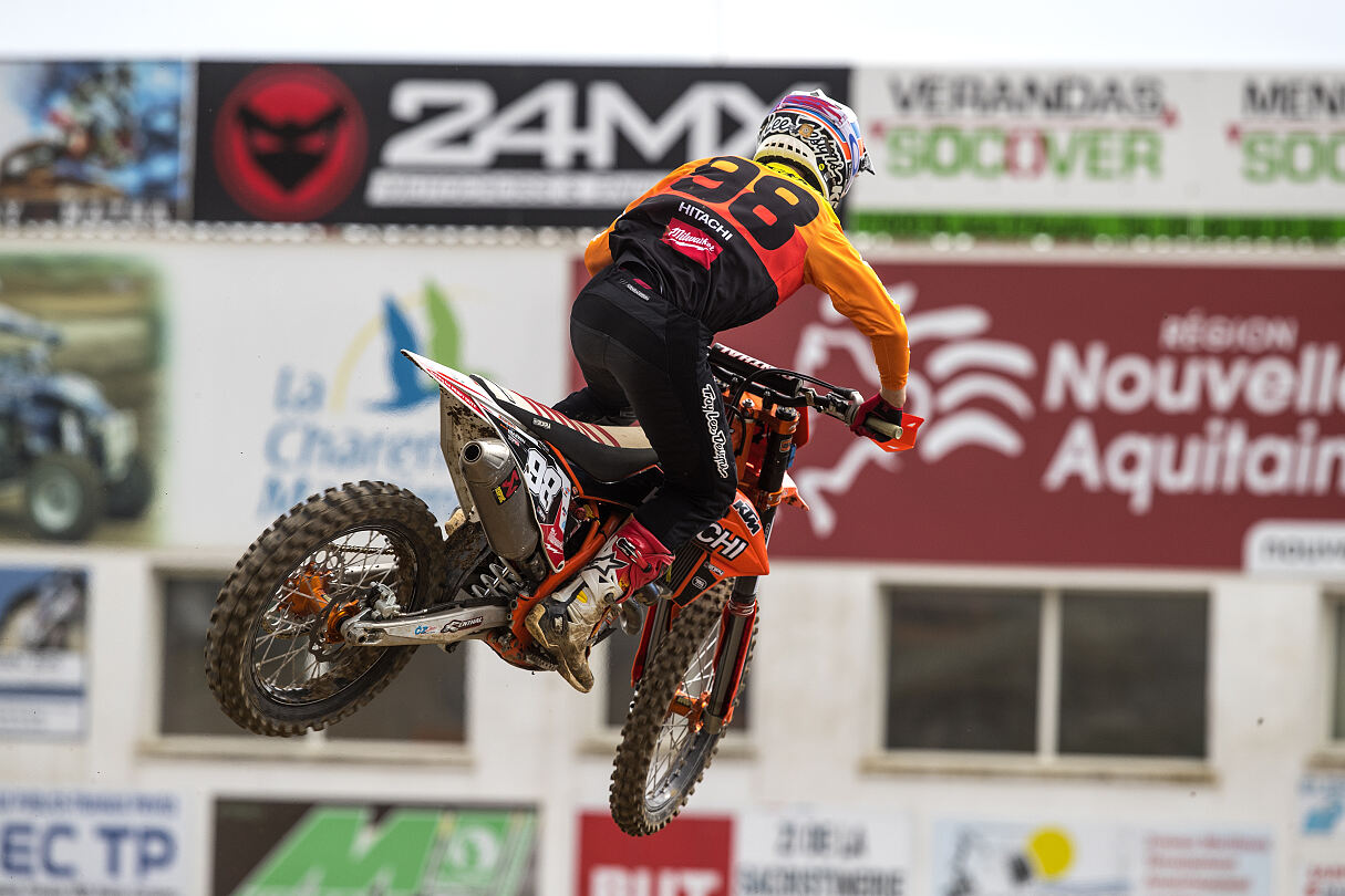 Vaessen_MXGP_2019_R07_RA_3673