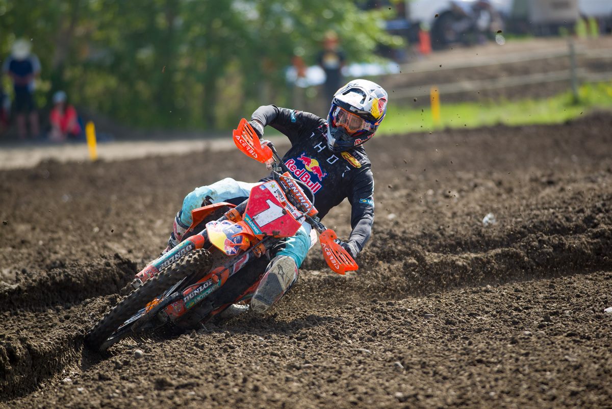 j.pettis_19_calgary_jl_1562