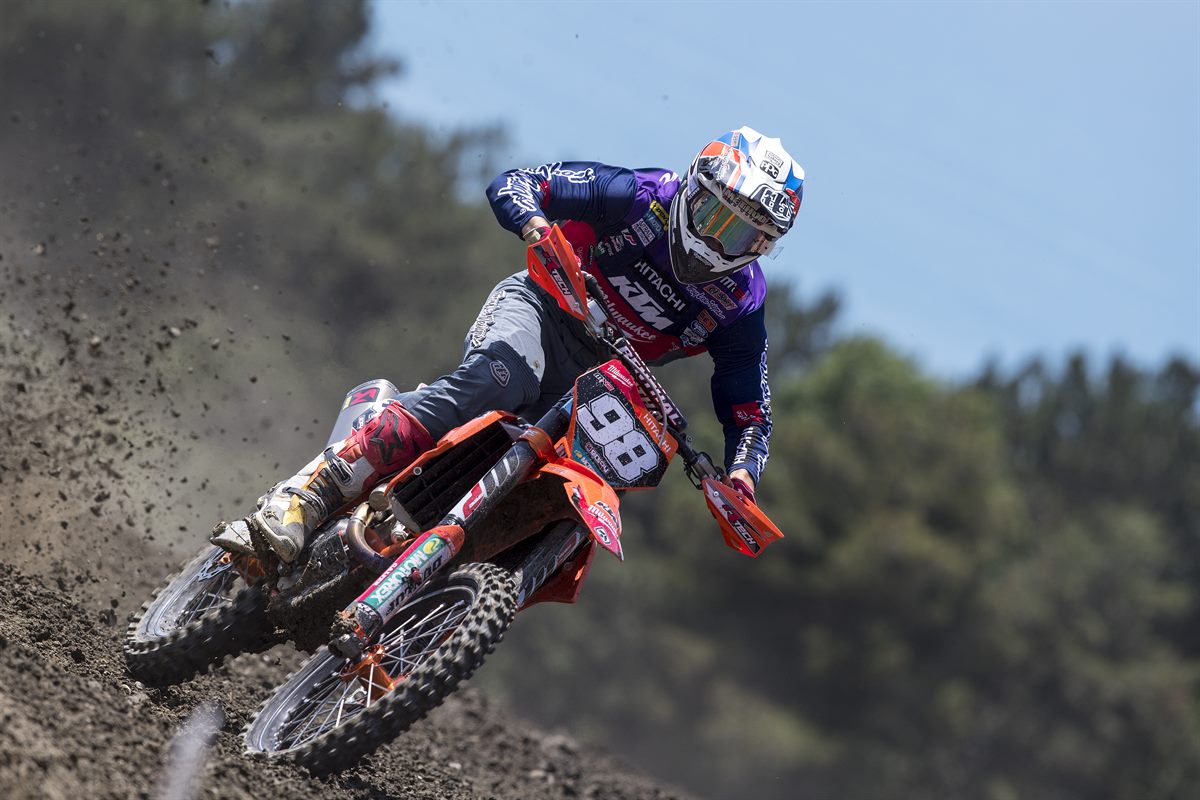 Vaessen_MXGP_2019_R08_RA_2955