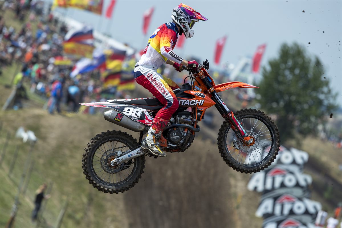 Vaessen_MXGP_2019_R10_RA_2379