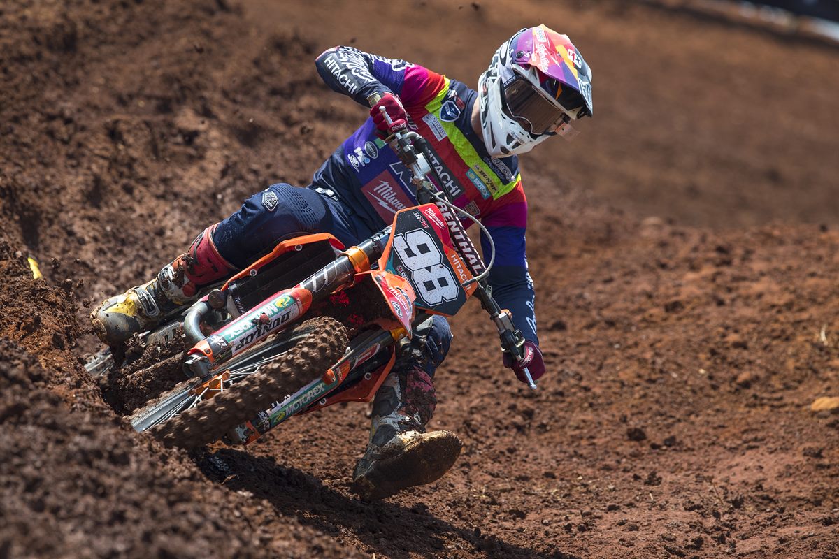 Vaessen_MXGP_2019_R12_RA_0990