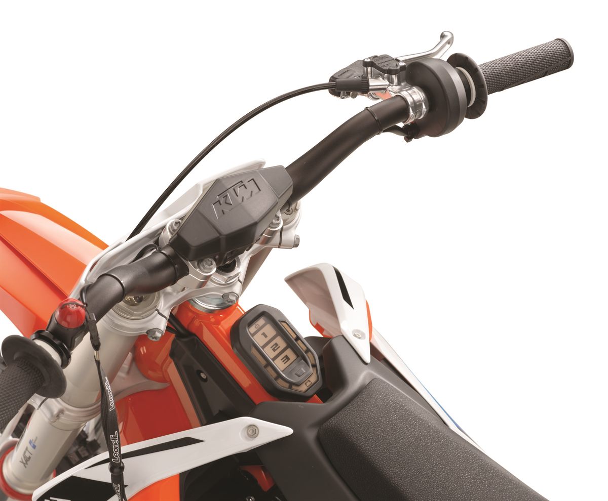 KTM SX-E 5 MY2020_Handlebar 02