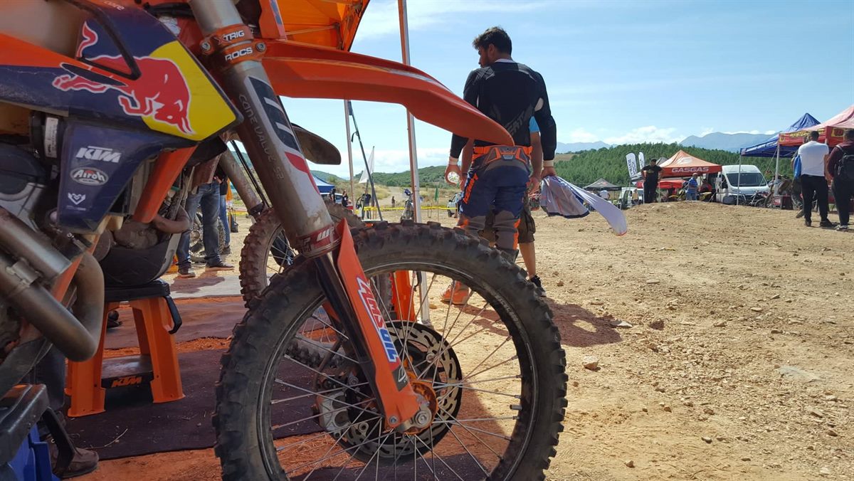 KTM ENDURO TEAM SPARTI-5