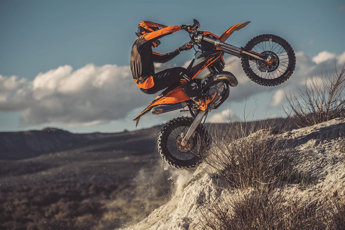 04 Action KTM 300 EXC TPI MY2020