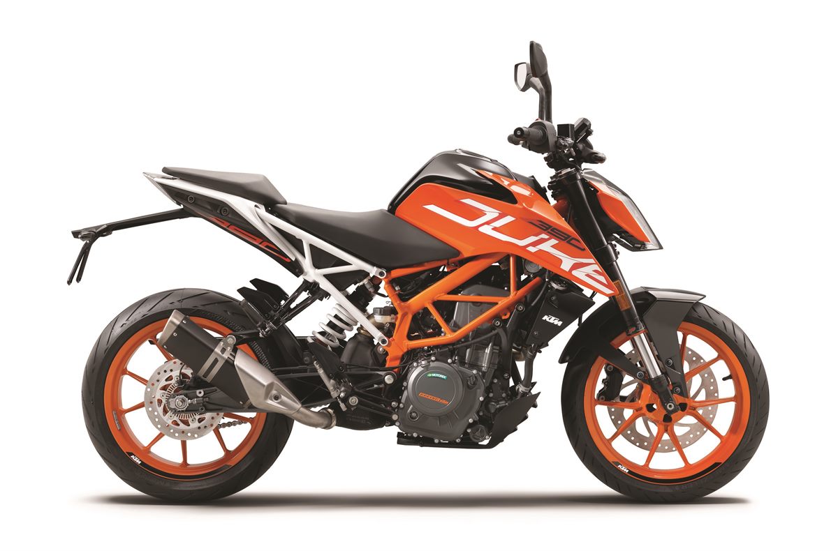 KTM 390 DUKE orange_90 right