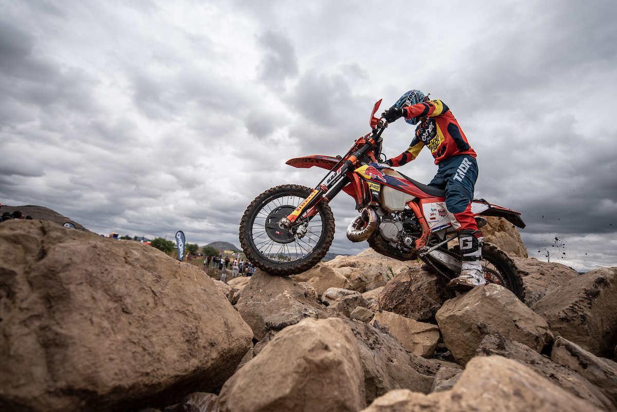 Scott Bouverie tackles the enduro cross course at the 2019 Motul Roof of Africa 