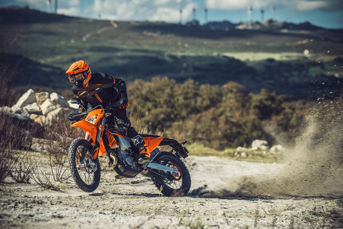 KTM 500 EXC-F MY20 - Action-1