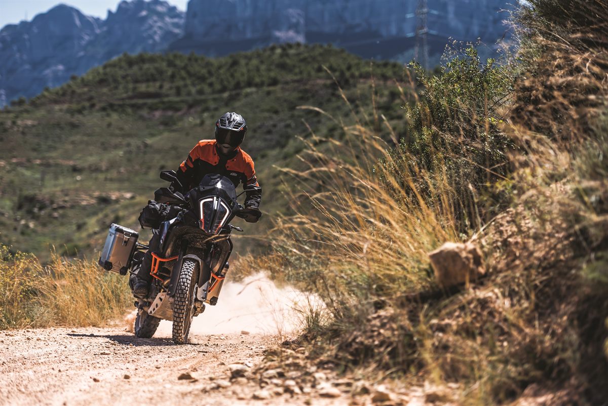 KTM 1290 SUPER ADVENTURE R_Action 10