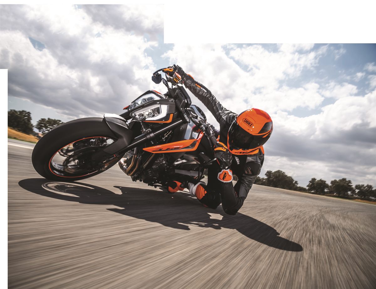 210856_KTM 790 DUKE R MY 2018